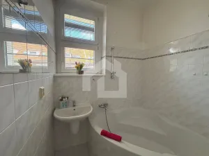 Pronájem bytu 2+1, České Budějovice - České Budějovice 3, Fr. Hrubína, 81 m2