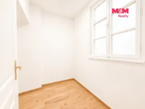 Pronájem bytu 3+1, Karviná - Fryštát, Masarykovo nám., 120 m2