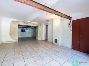 Prodej vícegeneračního domu, Hrob, 346 m2