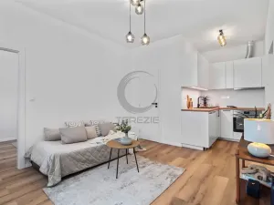 Prodej bytu 2+kk, Praha - Holešovice, Tusarova, 38 m2