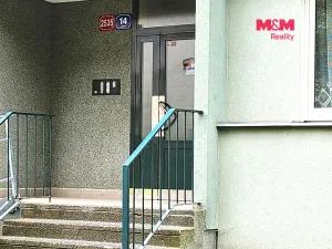 Prodej bytu 2+1, Ústí nad Labem - Severní Terasa, Ladova, 61 m2