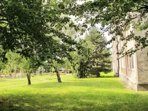 Pronájem bytu 1+kk, Praha - Hloubětín, Šestajovická, 30 m2