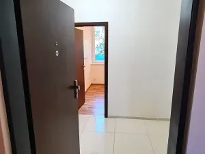 Pronájem bytu 2+kk, Praha - Kyje, Stružky, 45 m2