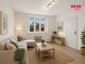 Prodej bytu 2+1, Louny, Jarošova, 50 m2