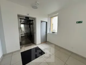 Pronájem bytu 2+kk, Otrokovice, Příčná, 56 m2