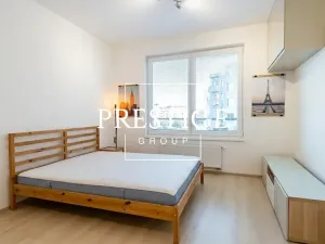 Pronájem bytu 1+kk, Praha - Letňany, Hlučkova, 30 m2