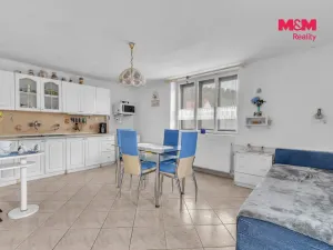 Prodej rodinného domu, Vinaře, 150 m2