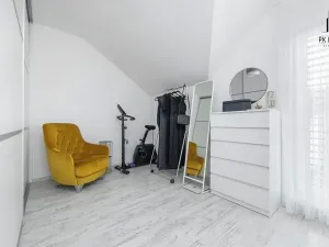 Prodej rodinného domu, Holasice, Čtvrtě, 136 m2