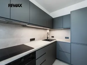 Pronájem bytu 2+kk, Praha - Strašnice, Strančická, 48 m2
