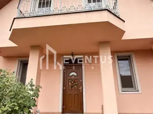Prodej rodinného domu, Praha - Lysolaje, Nad Helmrovkou, 300 m2