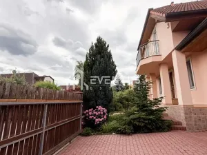 Prodej rodinného domu, Praha - Lysolaje, Nad Helmrovkou, 300 m2