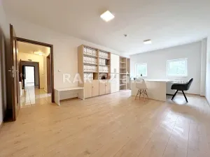 Pronájem výrobních prostor, Dobřejovice, 600 m2