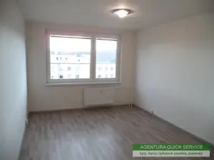 Pronájem bytu 1+kk, Praha - Hodkovičky, Pod lysinami, 30 m2