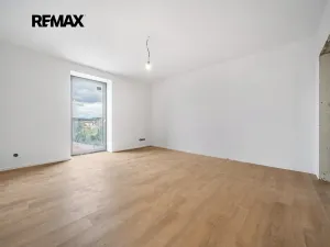 Prodej bytu 3+kk, Moravany, Květná, 103 m2