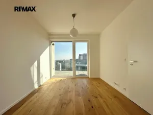 Pronájem bytu 2+kk, Praha - Strašnice, Ramonova, 50 m2