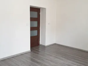 Pronájem bytu 1+1, Děčín, Jiráskova, 33 m2