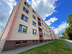 Pronájem bytu 2+1, Hrušovany u Brna, Sídliště, 58 m2