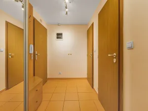 Prodej bytu 3+kk, Šestajovice, Komenského, 116 m2