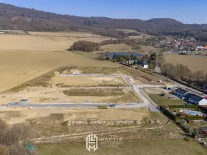 Prodej pozemku pro bydlení, Komárov, 744 m2
