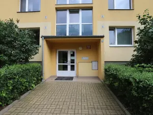 Pronájem bytu 3+1, Praha - Letňany, Bukovecká, 76 m2