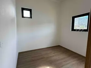 Prodej mobilheimu, Praha - Holešovice, Sanderova, 126 m2