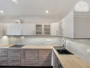 Prodej bytu 2+1, Praha - Strašnice, Na padesátém, 55 m2