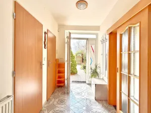 Pronájem rodinného domu, Moravany, 188 m2