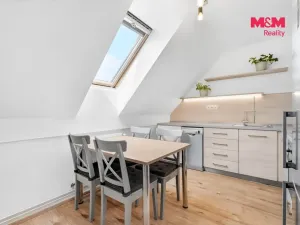 Prodej bytu 2+1, Nehvizdy, Gabčíkova, 50 m2