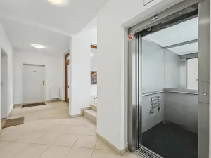 Pronájem bytu 2+kk, Praha - Dejvice, Paťanka, 78 m2