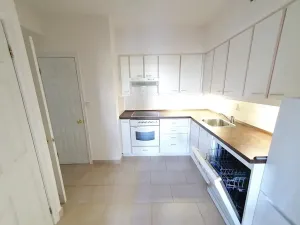 Pronájem bytu 3+1, Praha - Libeň, Společná, 80 m2