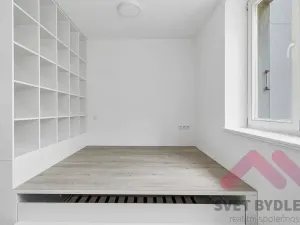 Pronájem bytu 1+kk, Praha - Žižkov, Biskupcova, 25 m2
