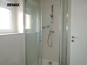 Pronájem bytu 2+kk, Praha - Smíchov, U Malvazinky, 40 m2
