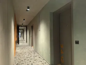 Pronájem bytu 1+kk, Praha - Radlice, U Komína, 34 m2