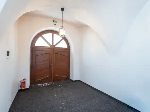 Prodej bytu 2+kk, Jáchymov, náměstí Republiky, 70 m2