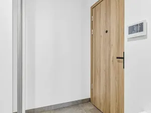 Pronájem bytu 1+kk, Praha - Modřany, Komořanská, 37 m2