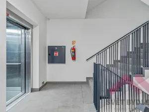 Pronájem bytu 1+kk, Praha - Modřany, Komořanská, 37 m2