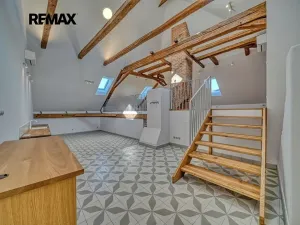 Pronájem atypického bytu, Kutná Hora, Kollárova, 123 m2