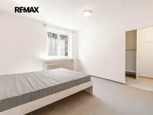 Pronájem bytu 3+kk, Praha - Dejvice, Šárecká, 76 m2