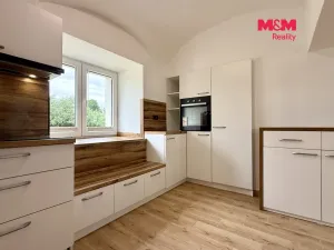 Pronájem bytu 2+1, Hobšovice - Skůry, 87 m2