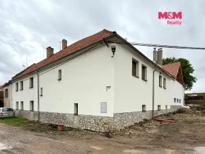 Pronájem bytu 2+1, Hobšovice - Skůry, 87 m2