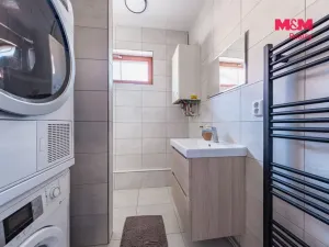 Prodej bytu 2+1, Rožďalovice, Náměstí, 61 m2