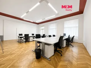 Pronájem kanceláře, Praha - Vinohrady, náměstí Míru, 92 m2