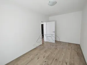 Pronájem bytu 2+kk, České Budějovice, Husova tř., 47 m2