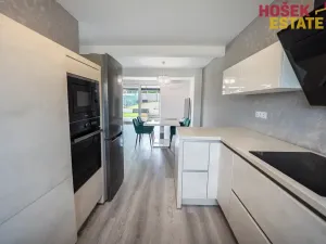 Prodej rodinného domu, Holubice, 93 m2