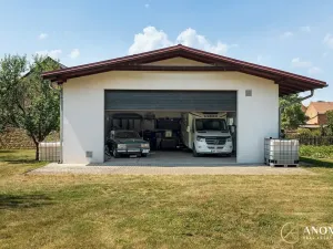 Prodej rodinného domu, Tučín, 332 m2