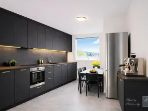 Prodej bytu 4+1, Praha - Čimice, Strážnická, 103 m2