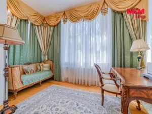 Prodej bytu 2+1, Mariánské Lázně - Úšovice, Anglická, 95 m2