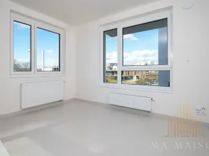 Pronájem bytu 2+kk, Praha - Hloubětín, Poděbradská, 53 m2