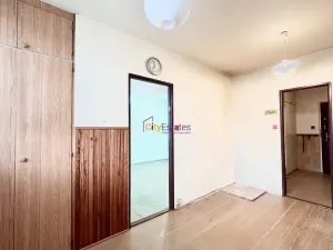 Prodej bytu 2+1, Praha - Lhotka, Na rovinách, 62 m2