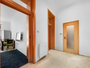 Pronájem bytu 2+kk, Praha - Vinohrady, Na Folimance, 56 m2